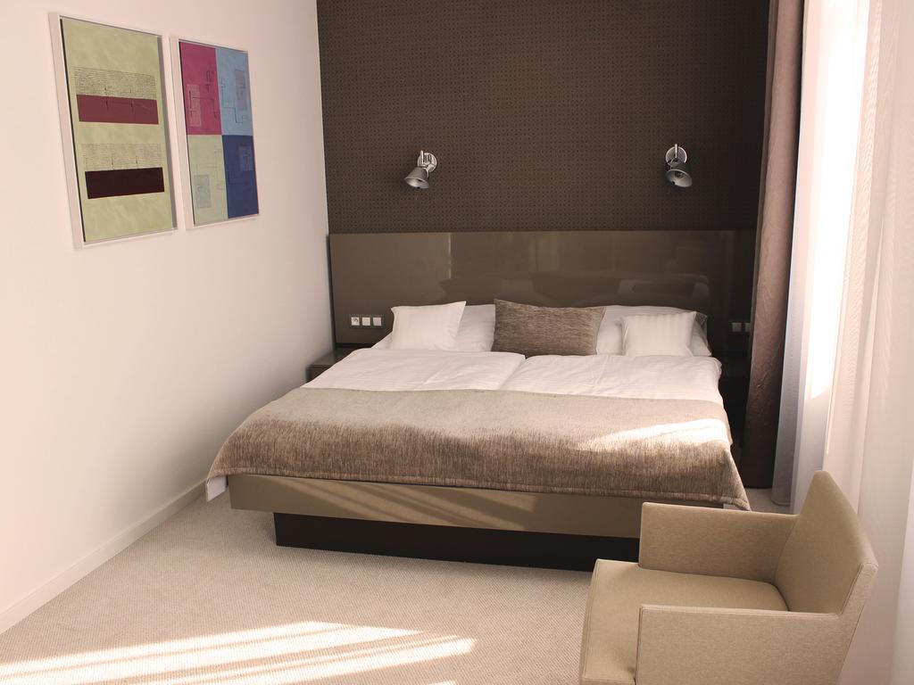 Hotel Lev Levice Phòng bức ảnh