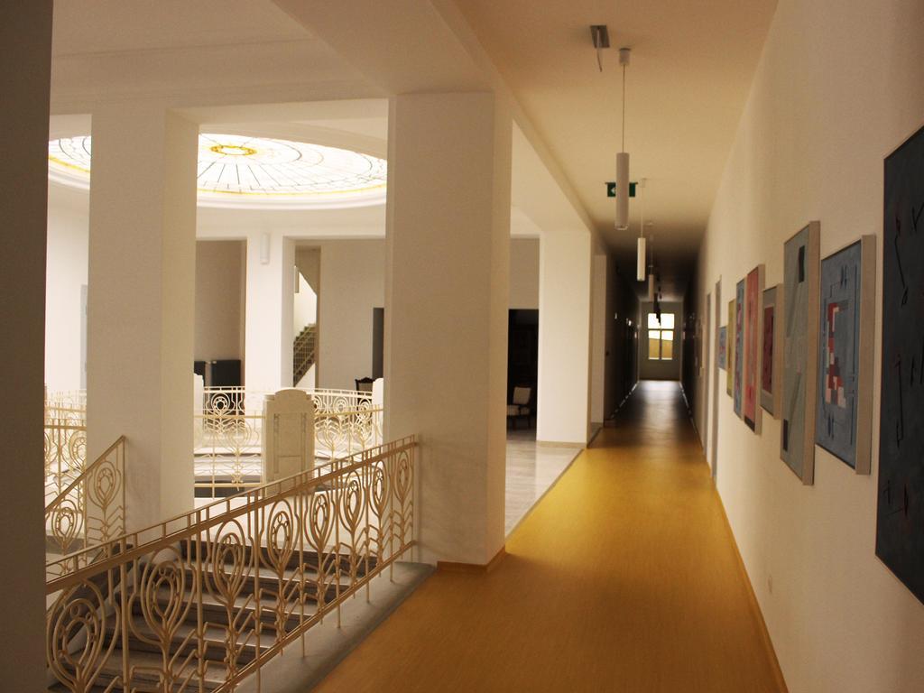 Hotel Lev Levice Ngoại thất bức ảnh